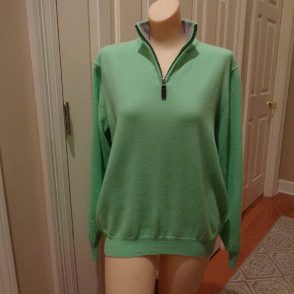 Beautiful Merino Wool Sweater by Club Room in green - Picture 1 of 4
